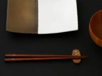 Essstäbchen Set mit Ablage Tonbo, Granadillo Essstäbchen Set Mit Ablage Tonbo, Granadillo -Geschäft Für Heimgeschirr essstaebchen set mit ablage tonbo granadillo7